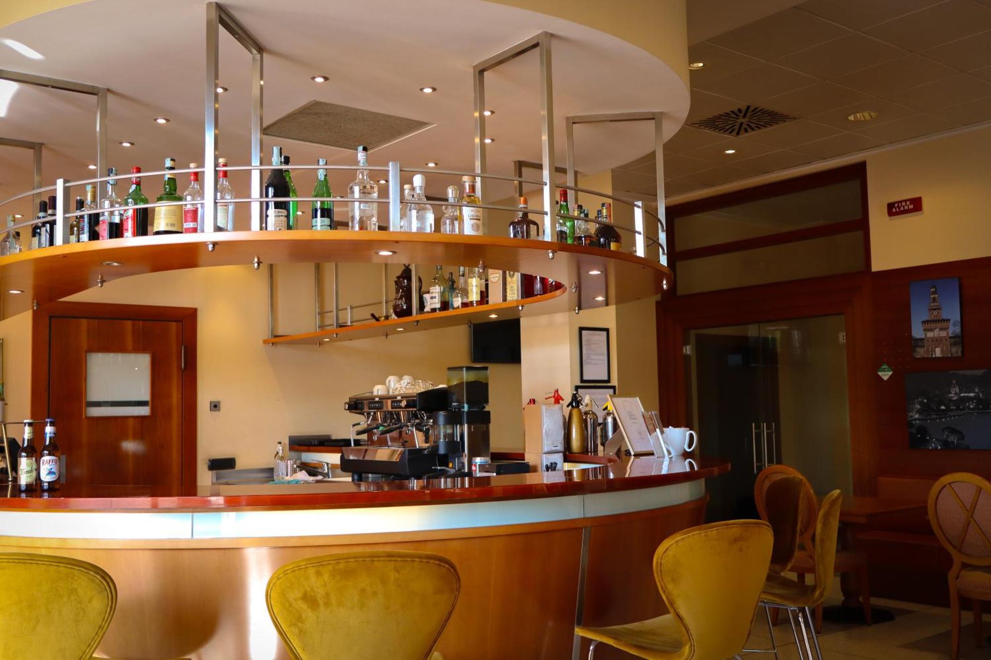 Monica Hotel Fiera Pregnana Milanese Kültér fotó