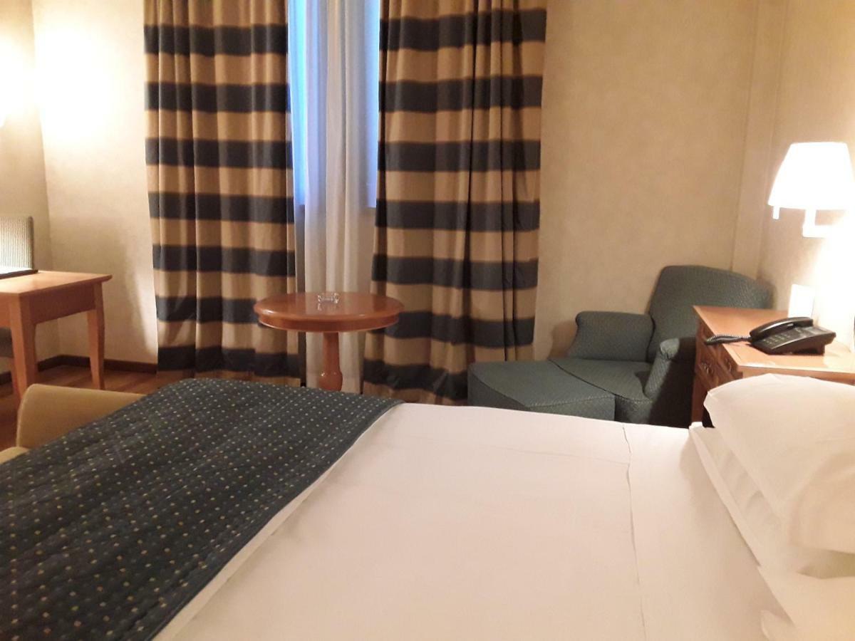 Monica Hotel Fiera Pregnana Milanese Kültér fotó